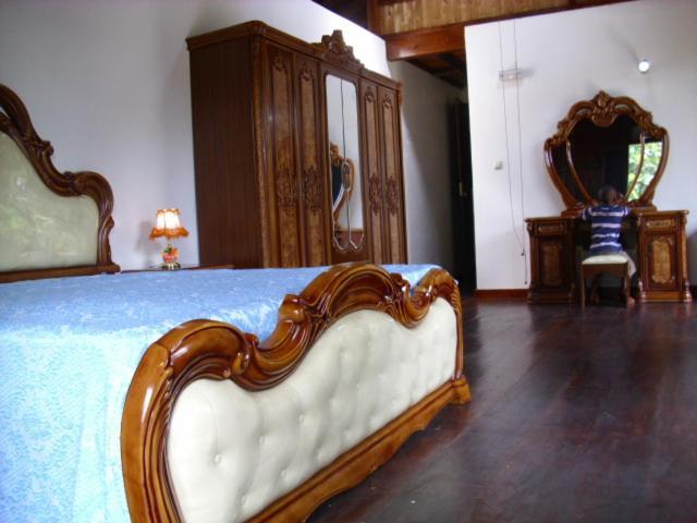 Jardim Botanico Me-Zochi Hotel Sao Tome Exterior photo