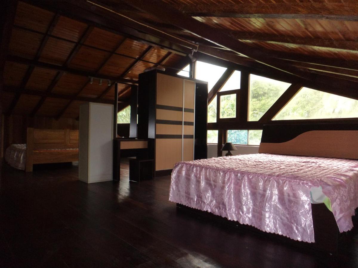 Jardim Botanico Me-Zochi Hotel Sao Tome Exterior photo