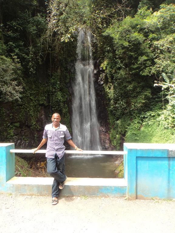 Jardim Botanico Me-Zochi Hotel Sao Tome Exterior photo