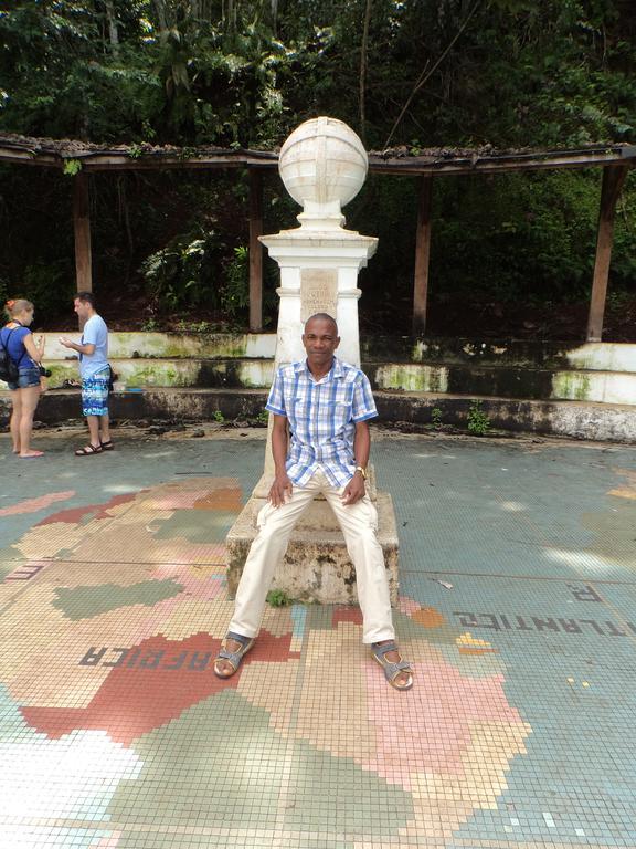 Jardim Botanico Me-Zochi Hotel Sao Tome Exterior photo