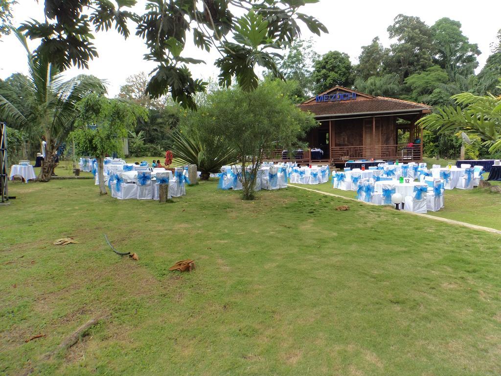 Jardim Botanico Me-Zochi Hotel Sao Tome Exterior photo