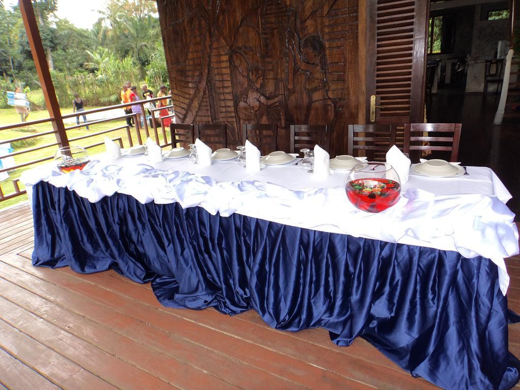 Jardim Botanico Me-Zochi Hotel Sao Tome Exterior photo