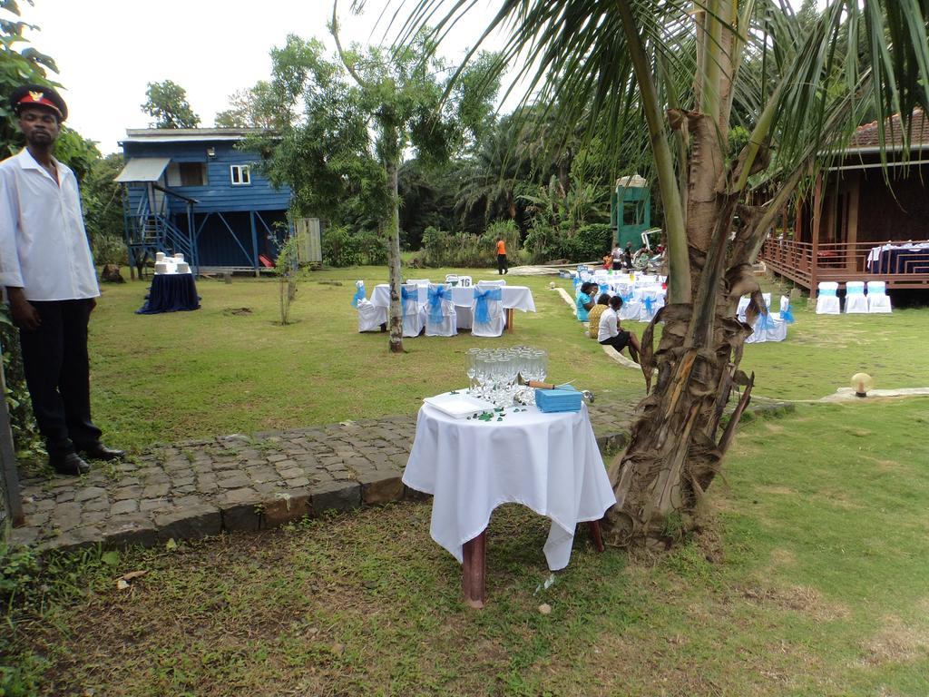 Jardim Botanico Me-Zochi Hotel Sao Tome Exterior photo