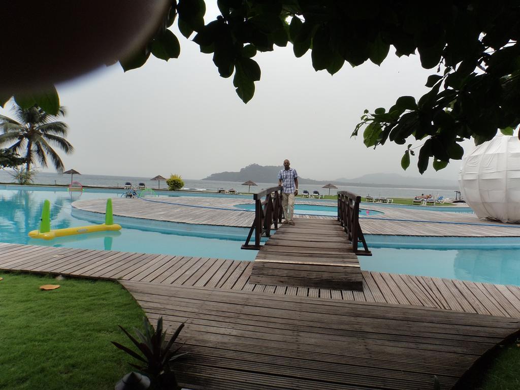 Jardim Botanico Me-Zochi Hotel Sao Tome Exterior photo