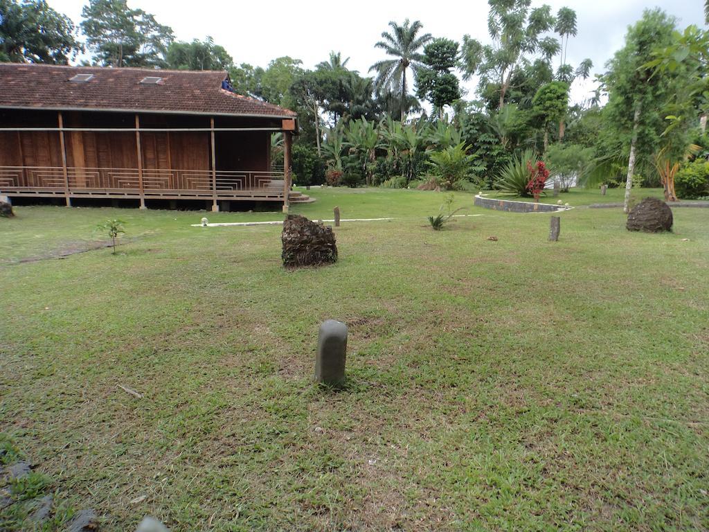 Jardim Botanico Me-Zochi Hotel Sao Tome Exterior photo